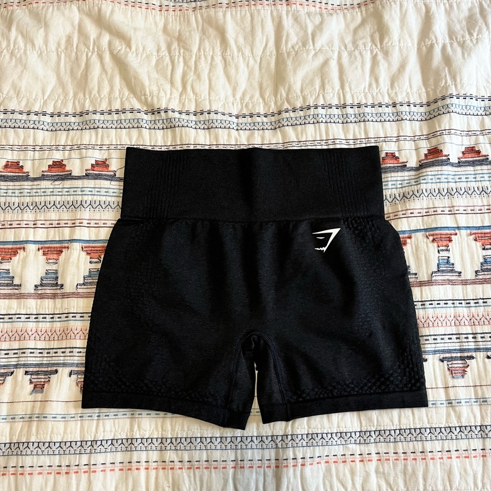 Gymshark Vital Seamless Shorts in Black Marl